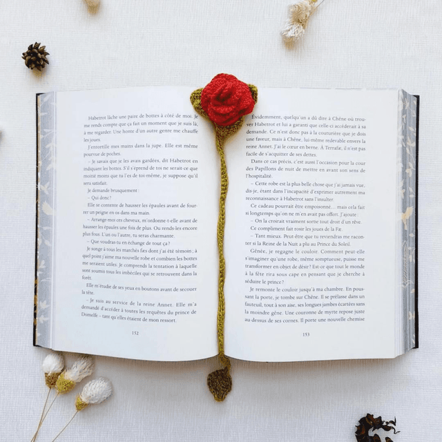 Marque-page Rose -  Fait main au crochet en 100% coton